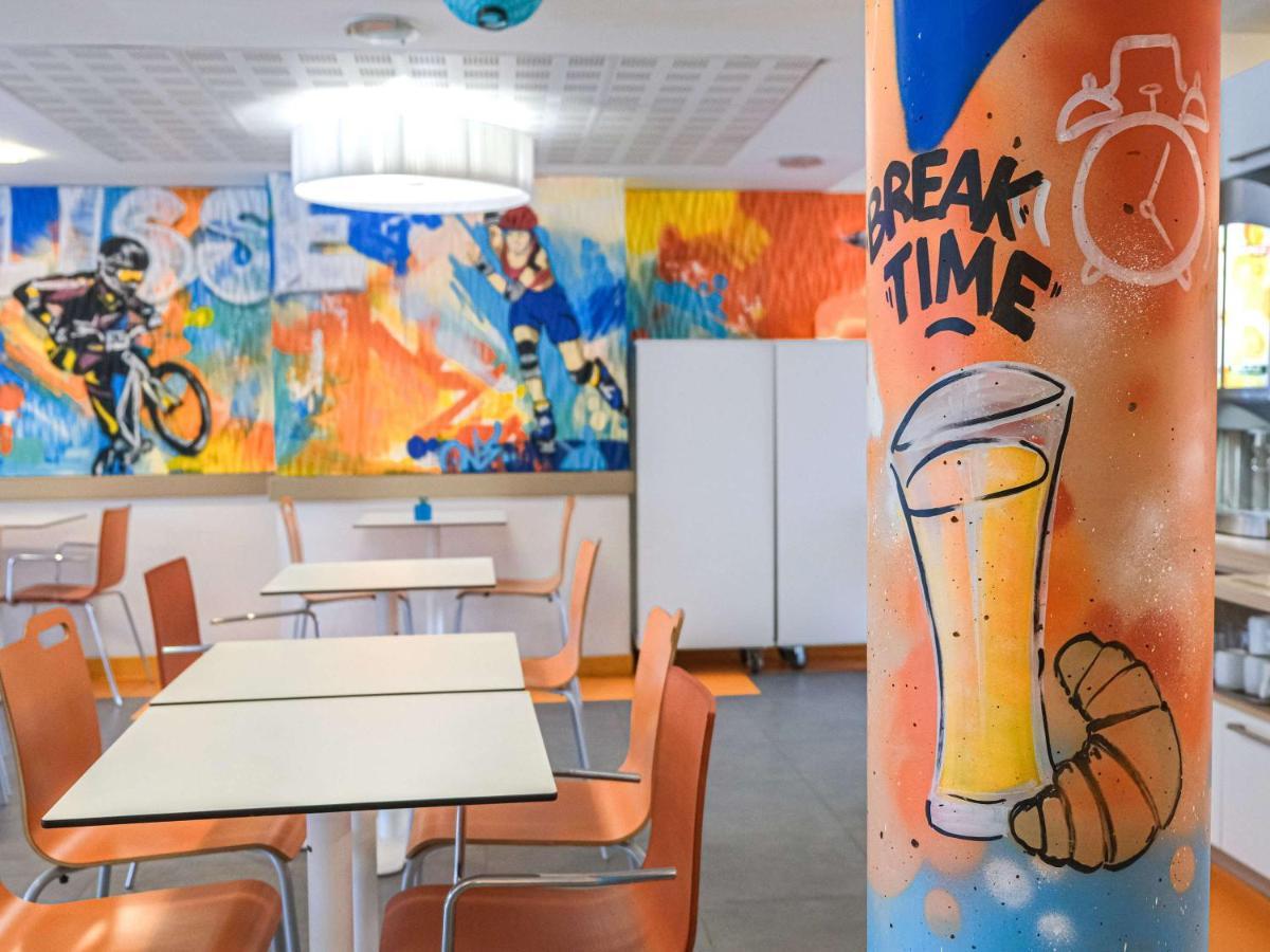 Ibis Budget Toulouse Aeroport Blagnac Exterior foto