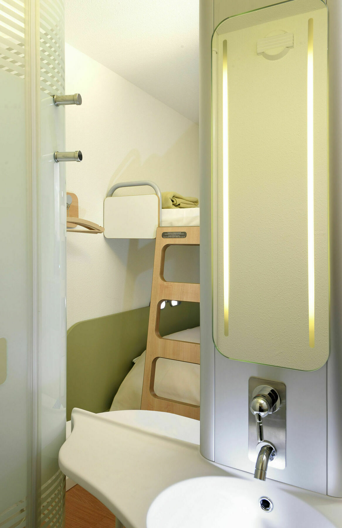 Ibis Budget Toulouse Aeroport Blagnac Exterior foto